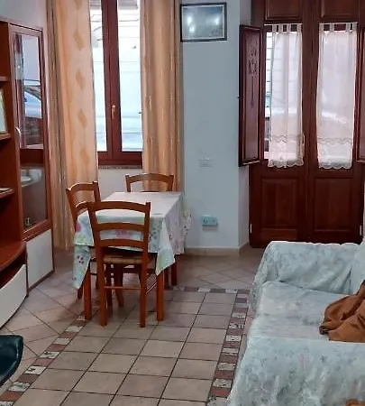 Apusentu Apartment *